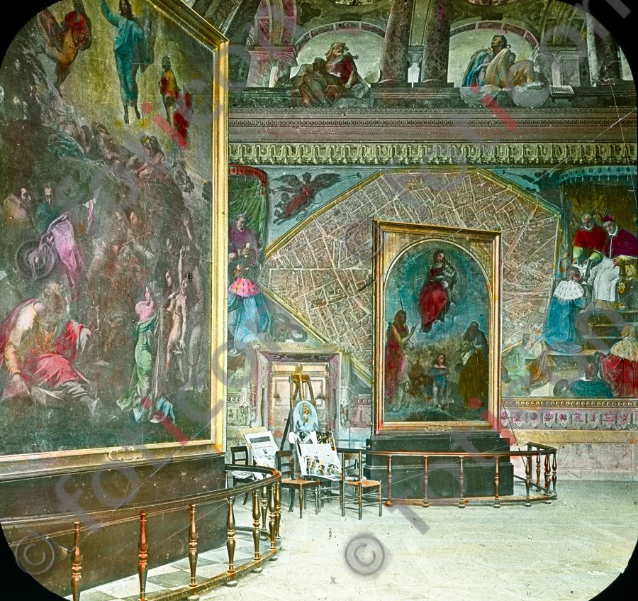 Der Saal der Verklärung in den Vatikanischen Museen - Foto foticon-simon-033-015.jpg | foticon.de - Bilddatenbank für Motive aus Geschichte und Kultur